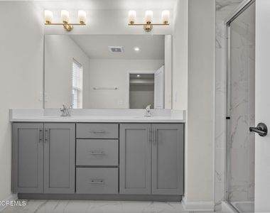 1502 Arose Lane - Photo Thumbnail 13