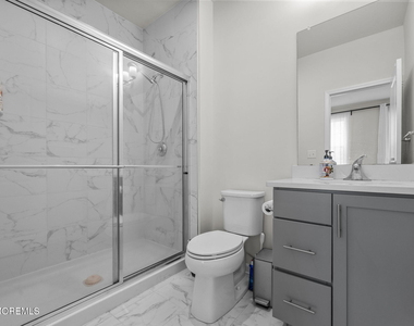 1502 Arose Lane - Photo Thumbnail 7