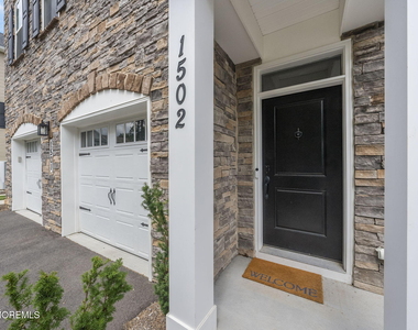 1502 Arose Lane - Photo Thumbnail 4