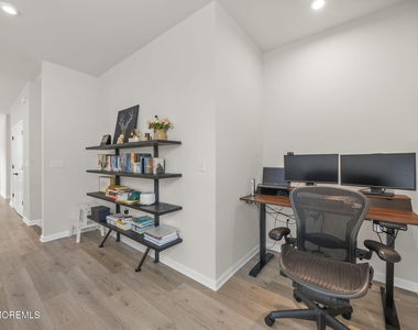 1502 Arose Lane - Photo Thumbnail 29