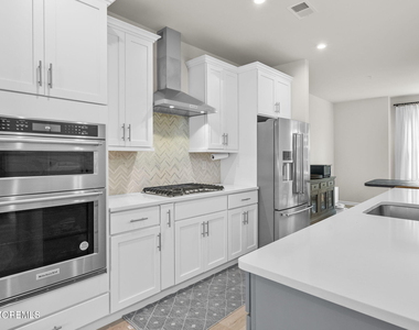 1502 Arose Lane - Photo Thumbnail 32