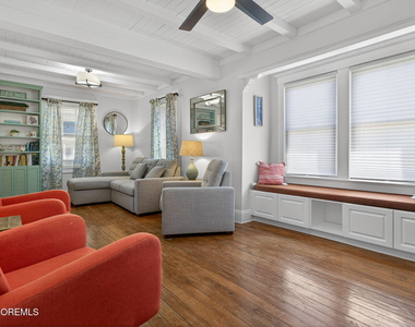 82 Franklin Avenue - Photo Thumbnail 11