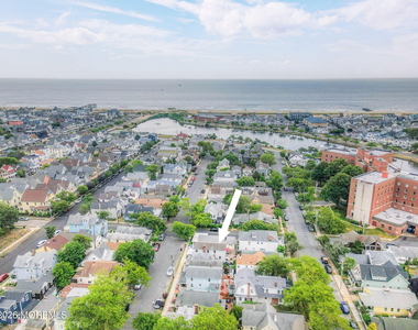 82 Franklin Avenue - Photo Thumbnail 33