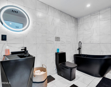 1509 Park Avenue - Photo Thumbnail 35