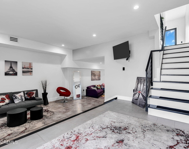 1509 Park Avenue - Photo Thumbnail 7