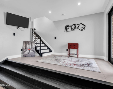 1509 Park Avenue - Photo Thumbnail 8