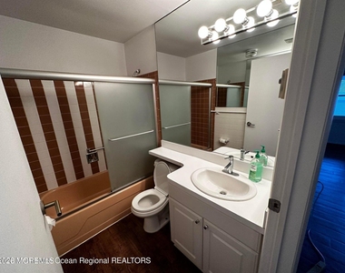 106 E Edinburgh Lane - Photo Thumbnail 28