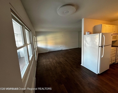106 E Edinburgh Lane - Photo Thumbnail 16