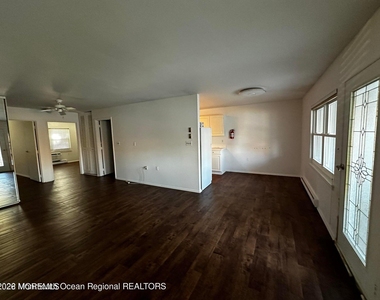 106 E Edinburgh Lane - Photo Thumbnail 23