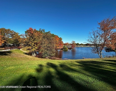 106 E Edinburgh Lane - Photo Thumbnail 2