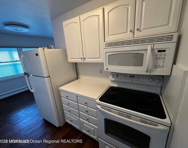 106 E Edinburgh Lane - Photo Thumbnail 12