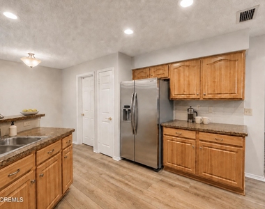 17 Old Orchard Lane - Photo Thumbnail 7