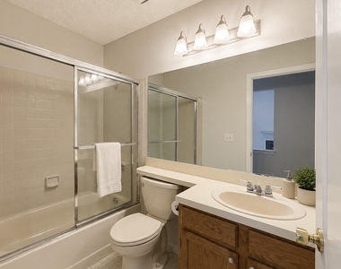 17 Old Orchard Lane - Photo Thumbnail 15