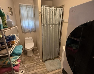 429 Tappan Street - Photo Thumbnail 7