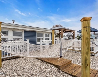 129 Jeteemale Drive - Photo Thumbnail 1
