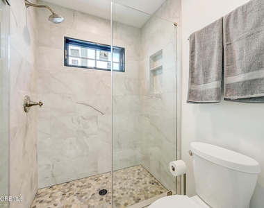 104 Lawrence Drive - Photo Thumbnail 16