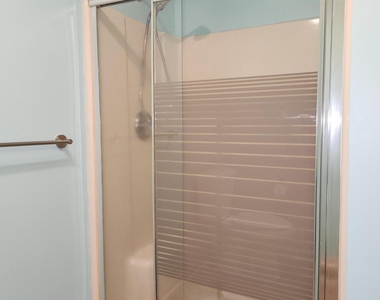 21 Timberline Drive - Photo Thumbnail 12