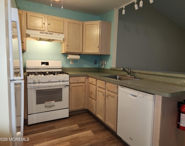 21 Timberline Drive - Photo Thumbnail 6