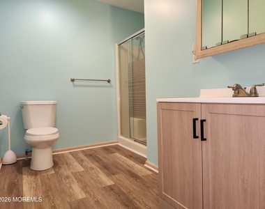 21 Timberline Drive - Photo Thumbnail 11