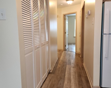 21 Timberline Drive - Photo Thumbnail 13