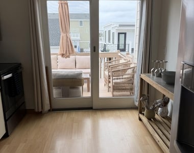 1105 N Ocean Avenue - Photo Thumbnail 14