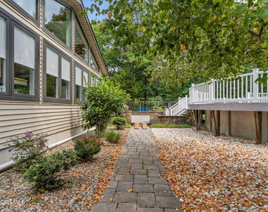 819 Harmony Road - Photo Thumbnail 55