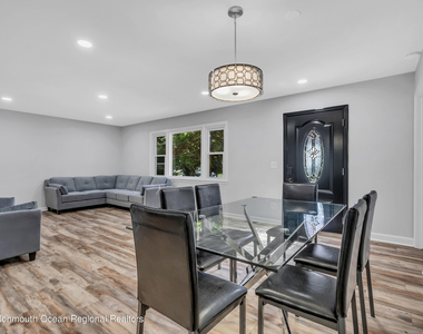 224 Cedar Street - Photo Thumbnail 7