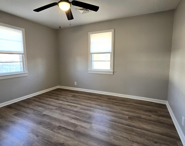 554 Lillie Road - Photo Thumbnail 14