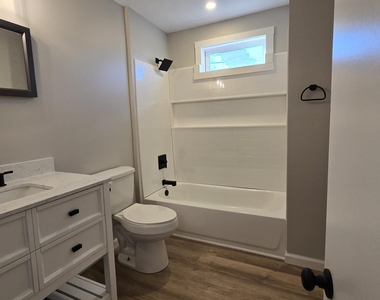 554 Lillie Road - Photo Thumbnail 11