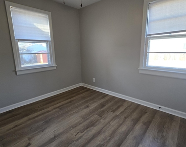 554 Lillie Road - Photo Thumbnail 15
