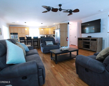309 Cooks Lane - Photo Thumbnail 5