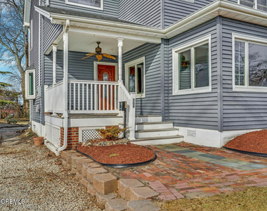309 Cooks Lane - Photo Thumbnail 2