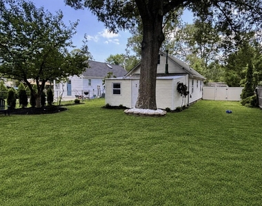 335 Elizabeth Avenue - Photo Thumbnail 16