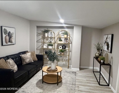 335 Elizabeth Avenue - Photo Thumbnail 5