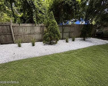 335 Elizabeth Avenue - Photo Thumbnail 14