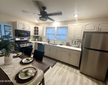 335 Elizabeth Avenue - Photo Thumbnail 4