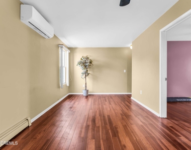 12 Jacobson Street - Photo Thumbnail 12
