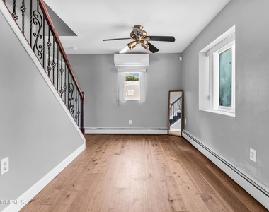 12 Jacobson Street - Photo Thumbnail 4