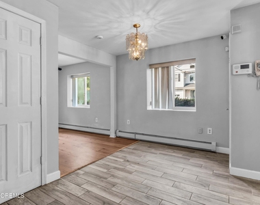 12 Jacobson Street - Photo Thumbnail 3