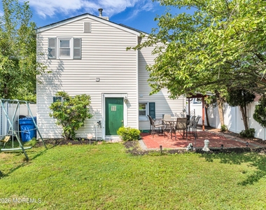 12 Jacobson Street - Photo Thumbnail 22