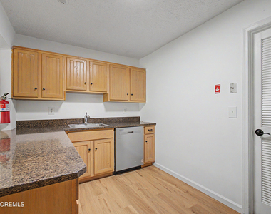 15 Nashville Court - Photo Thumbnail 16