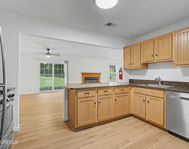 15 Nashville Court - Photo Thumbnail 13