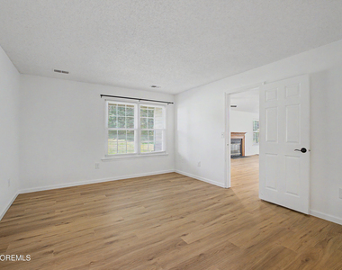 15 Nashville Court - Photo Thumbnail 18