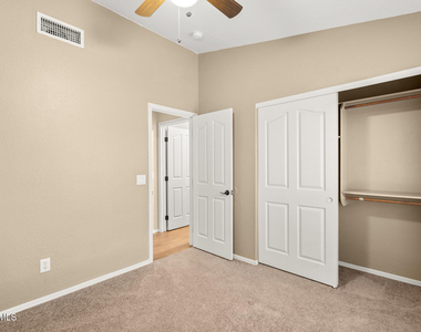 7936 W Taro Lane - Photo Thumbnail 23