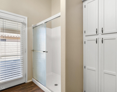 7936 W Taro Lane - Photo Thumbnail 16