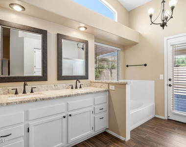 7936 W Taro Lane - Photo Thumbnail 15