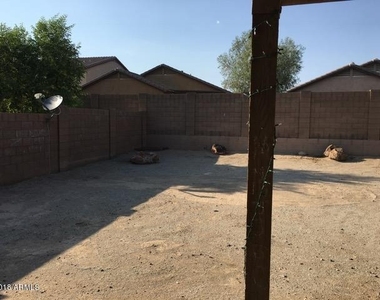 23790 W Lumbee Street - Photo Thumbnail 14