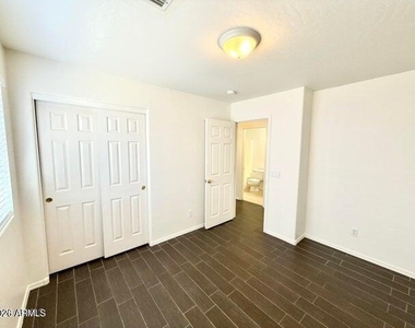 13740 W Keim Drive - Photo Thumbnail 13