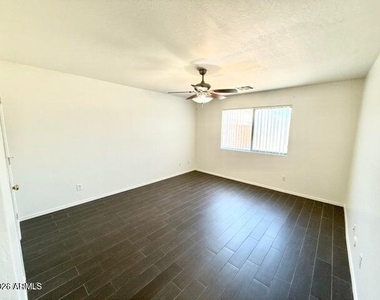 13740 W Keim Drive - Photo Thumbnail 18