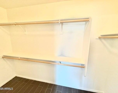 13740 W Keim Drive - Photo Thumbnail 20